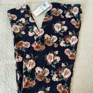 Nwt Agnes and Dora fair maiden leggings